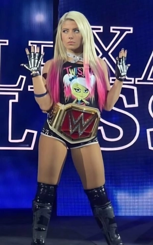 300px_alexa-bliss_330.webp