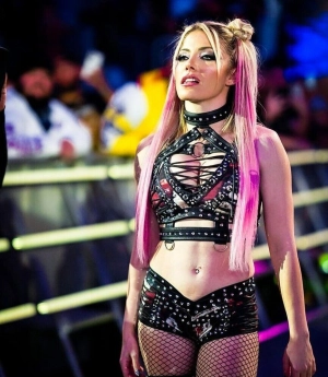 300px_alexa-bliss_427.webp