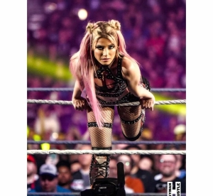 300px_alexa-bliss_445.webp