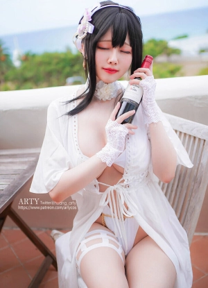 300px_arty-huang_564.webp