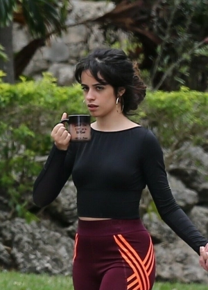 300px_camila-cabello_1254.webp