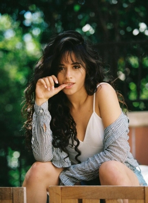 300px_camila-cabello_548.webp