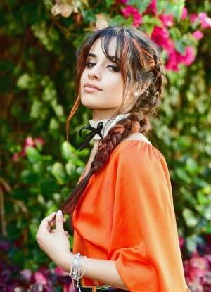 300px_camila-cabello_554.webp