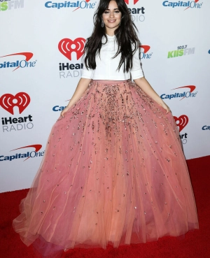 300px_camila-cabello_593.webp