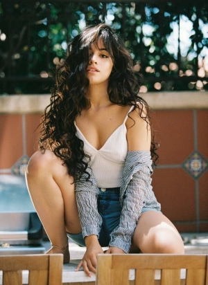 300px_camila-cabello_627.webp