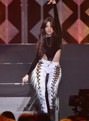 300px_camila-cabello_713.webp