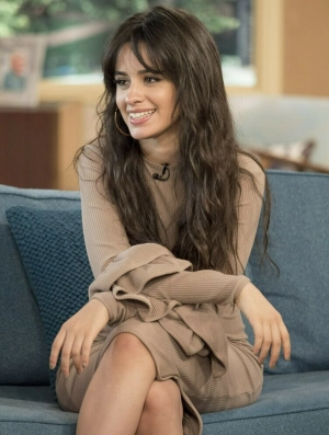 300px_camila-cabello_717.webp