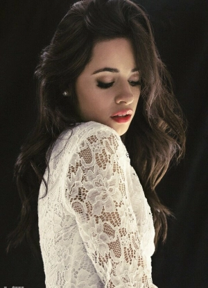 300px_camila-cabello_757.webp