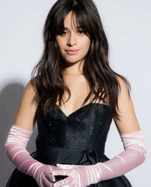 300px_camila-cabello_765.webp