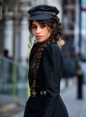 300px_camila-cabello_809.webp