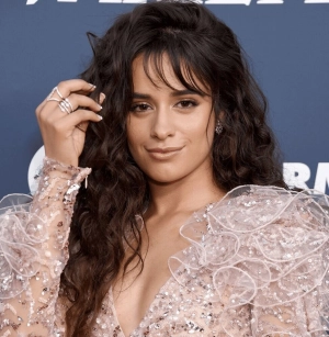 300px_camila-cabello_832.webp