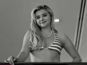 300px_chloe-grace-moretz_190.webp