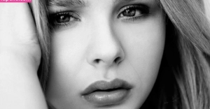 300px_chloe-grace-moretz_89.webp