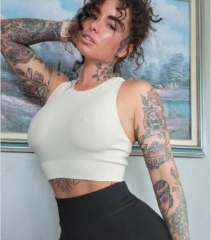 300px_christy-mack_534.webp