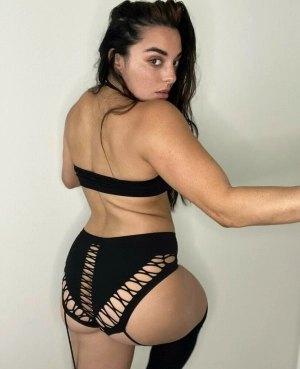 300px_deonna-purrazzo_626.webp