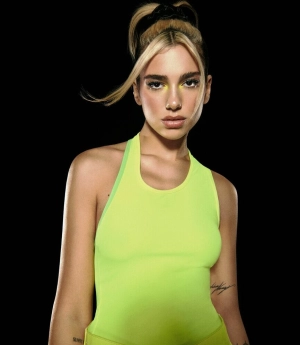 300px_dua-lipa_1831.webp