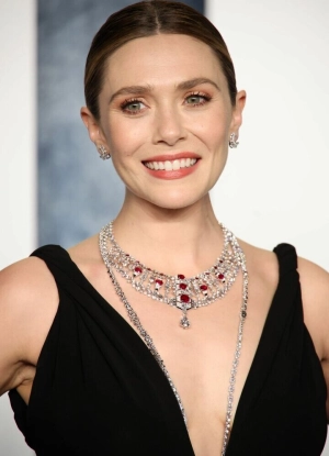 300px_elizabeth-olsen_587.webp