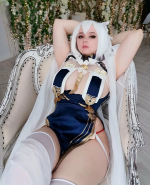 300px_elune-cosplay_495.webp