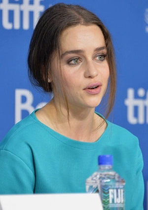 300px_emilia-clarke_1020.webp