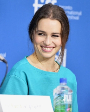 300px_emilia-clarke_1023.webp