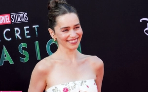 300px_emilia-clarke_1047.webp