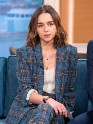 300px_emilia-clarke_860.webp