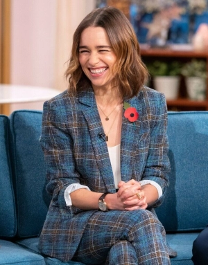 300px_emilia-clarke_864.webp