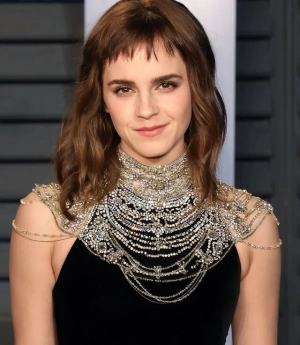 300px_emma-watson_895.webp