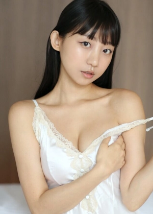 300px_eunji-pyoapple_370.webp