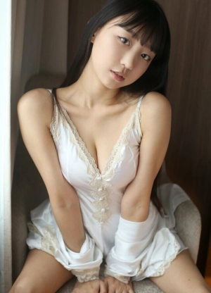 300px_eunji-pyoapple_371.webp