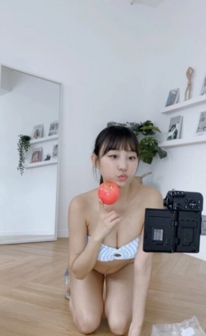 300px_eunji-pyoapple_534.webp