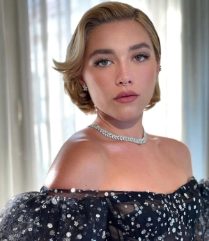 300px_florence-pugh_120.webp