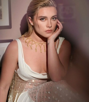 300px_florence-pugh_175.webp