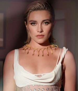 300px_florence-pugh_176.webp