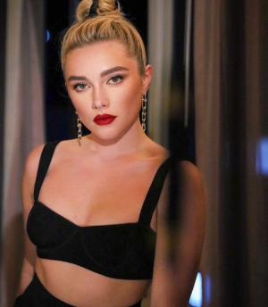 300px_florence-pugh_185.webp