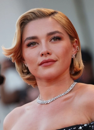 300px_florence-pugh_221.webp