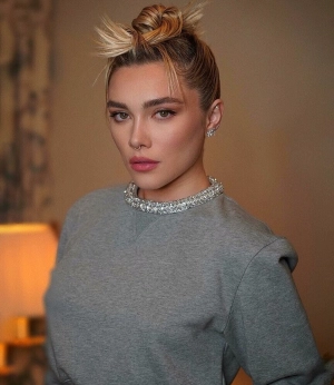 300px_florence-pugh_377.webp