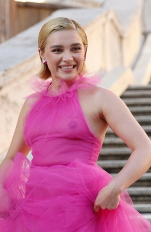 300px_florence-pugh_397.webp