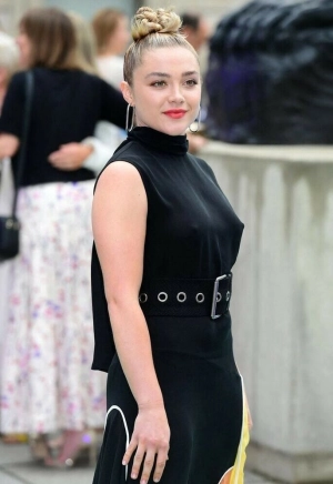 300px_florence-pugh_408.webp