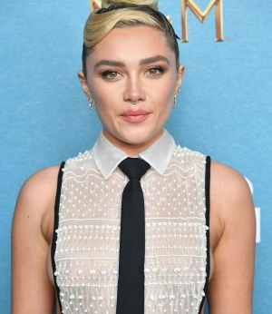 300px_florence-pugh_465.webp