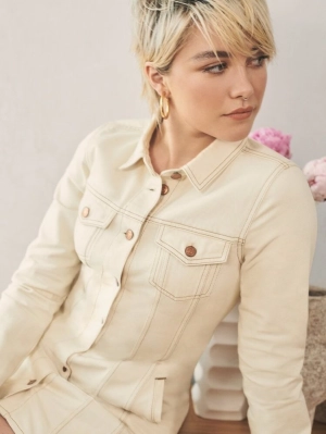 300px_florence-pugh_5.webp