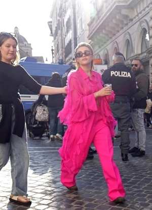 300px_florence-pugh_508.webp