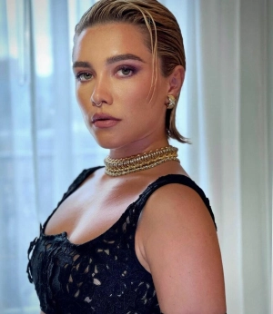 300px_florence-pugh_58.webp