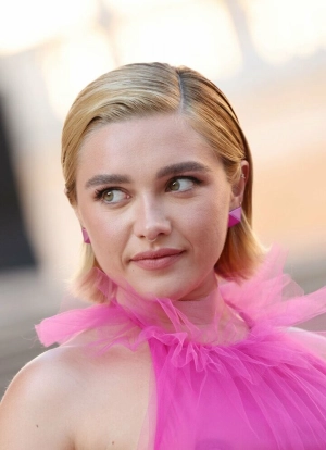 300px_florence-pugh_59.webp