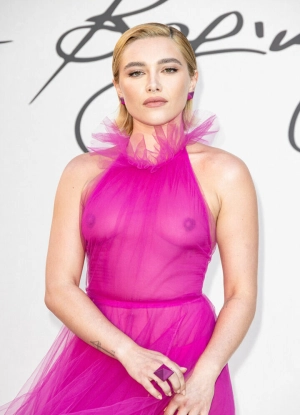 300px_florence-pugh_66.webp