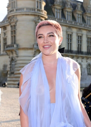 300px_florence-pugh_670.webp