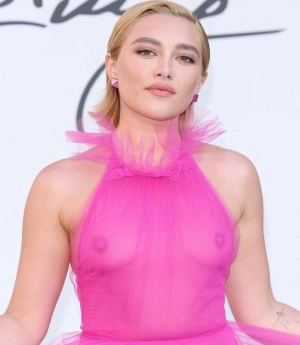 300px_florence-pugh_71.webp