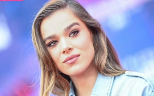 300px_hailee-steinfeld_1154.webp