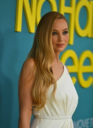 300px_jennifer-lawrence_643.webp