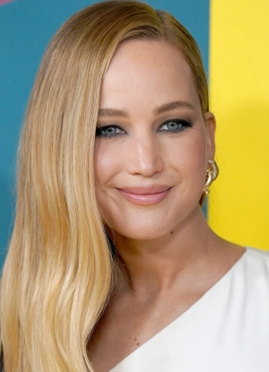 300px_jennifer-lawrence_670.webp